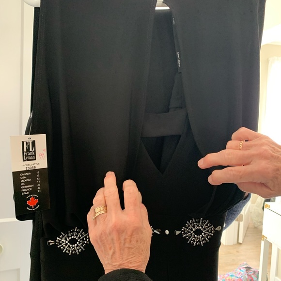 FRANK LYMAN BRAND NEW BLACK SLEEVELESS DRESS .NEVER WORN TAGS STILL ON IT . - Picture 2 of 4